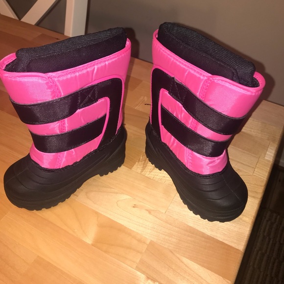 Toddler Snow Boots Brand New - Picture 3 of 4